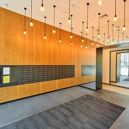 Nowoczesny Z Balkonem I Parkingiem W Centrum Wroclawia By Renters *